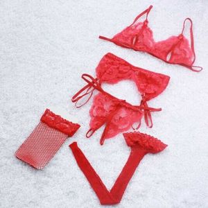 Sıcak Seksi kadın Moda Dantel Set Sexy Lingerie Şifon Iç Çamaşırı Pijama Lingerie Sıcak Erotik Sutyen G-string Jartiyer Seti 4 adet / takım Y0911