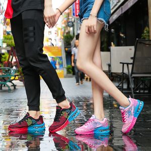 2021 Tasarımcı Koşu Ayakkabıları Erkekler Kadınlar Için Mavi Gri Kırmızı Moda Erkek Eğitmenler Yüksek Kalite Açık Spor Sneakers Boyutu 35-45 19