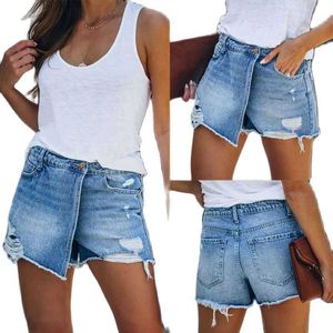 Sommar kvinnor Casual Light Blue Hole Jeans Denim Shorts Feminino 210611