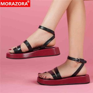 Morazora Genuine Sandálias De Couro Mulheres Sapatos Plataforma Sandálias Plana Preto Branco Verão Senhoras Sapatos Calçado 210506