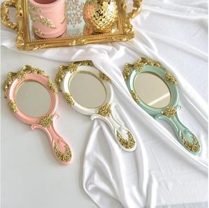 Make Up Lens Specchio a mano Articoli vari per la casa Trucco Specchi di vanità Mani ovali Tenere Specchi cosmetici con manico per regali Europeo Creativo in legno Vintage GYL27