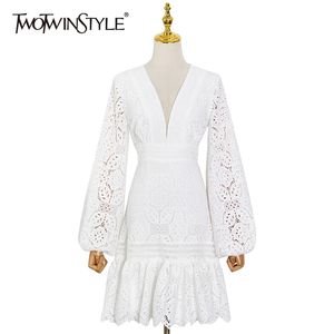 女性vネックランタン長袖ハイウエストミニドレス女性ファッション210520のためのビンテージホワイトパッチワーク