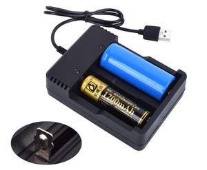 USB 4 Slots Fast Charging Battery Charger Short Circuit Protection AAA and AA Rechargeable Station
