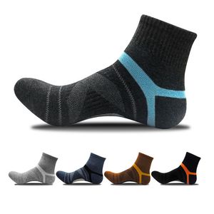 Men Cotton Breathable Sock 5 Colors Outdoor Casual Sport Basketball Football Socks High Quality Wholesale Price