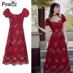 Vintage Wiktoriański Kwadratowy Kołnierz Czerwony Haft Midi Sukienka Linia Dla Kobiet Wiosna Lato Mody Lady Dresses Retro 210421