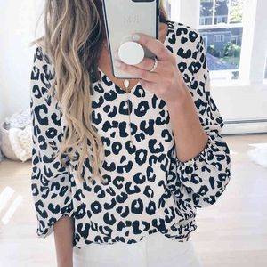 Casual V Neck Lantern Sleeve Bloue Shirt Leopard Print Plus Storlek Blus Toppar Kvinnor Höst Vinter Loose Blouse Femininas 210415