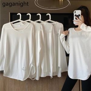 Sonbahar Kış Alt Pamuk Uzun Kollu O-Boyun T Gömlek Kadın Casual Gevşek Temel Tshirt Katı Beyaz Tops Tee Bayan Top 210601