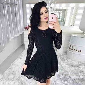 Summer Women'S Black Long-Sleeved Mini Lace Rayon Bandage Dress Sexy Hollow Club Star Party 210525