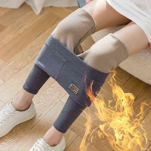 Leggings de inverno para mulheres aquecer mais tamanho de legging cor sólida pés pequenos nove pontos calças estiramento feminino leggings Drop 211117