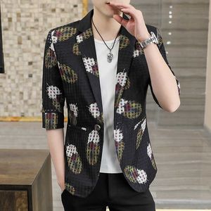 Summer Men Blazers Hollow Sunscreen Casual Suit Jacket Fashion Printed Slim Fit Street Wear Social Coat Costume Homme 210527
