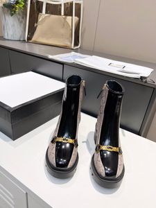 Women luxury Interlocking Horsebit Boot Black leather trim Rubber lug sole Size 35-42