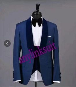 Moda Jeden przycisk Navy Blue Groom Tuxedos Szal Lapel Wedding / Prom / Dinner Groomsmen Mężczyźni Garnitury Blazer (Kurtka + Spodnie + Kamizelka + Krawat) W1435