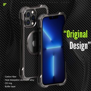 iPhoneの金属アルミニウム合金電話ケース15 14 13 Pro Max 12 11 Carbon Fiber PC Back Anti-Fall Cover Magsafeは、カメラ保護者で使用できます