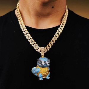 Hängsmycke Halsband Hip Hop + CZ Stone Paved Bling Iced Out Gold Color Cool Cartoon Tortoise Pendants for Men Rapper Smycken Gift