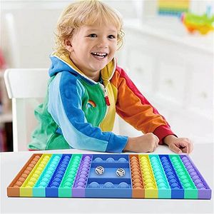 Party Favorit Storstor Push Bubble Rainbow Board Game Fidget Toy Fun Games för barn Stress-Losenting Vuxen Anti-Stress Toys