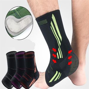 2020 Novos Homens Apoio ao tornozelo Correndo Juntas de Futebol Proteção Black Foot Bandage Elastic Ankle Brace Band Guard Sport Sport 1228 Z2