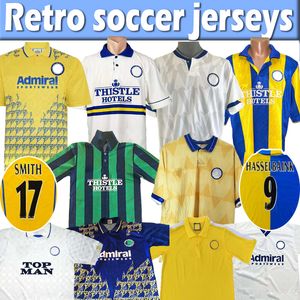 Leeds Soccer Jersey achat en gros de Rétro LEEDS Hasselbaink Soccer Jersey United Smith Kewell Accueil Blanc Blanc Hopkin Classic Vintage Ancienne Shirt Top