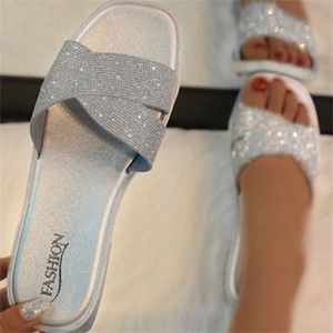 Slide for Women 2020 Home Calçados Indoor Summer Cristal Flat Fashion Shoes Mulheres Glitter Feminino Mulheres Chinelos Drop Shipping Y1120