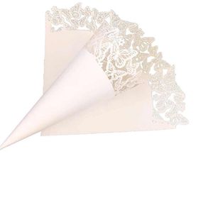 Yapıştırıcı Dantel Çiçekler Kağıt Petal Koni Şeker Tutucu Düğün Konfeti Kağıt Kupası 50 adet / paket DIY Parti Dekoratif ACCE