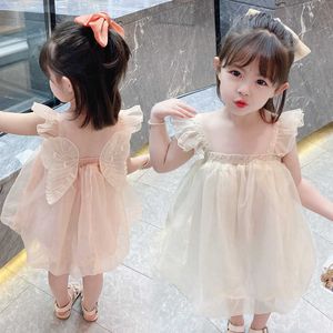 幼児の女の子の翼フライスリーブドレス子供服フリュズのサンドレスプリンセスコスチューム夏の服210529