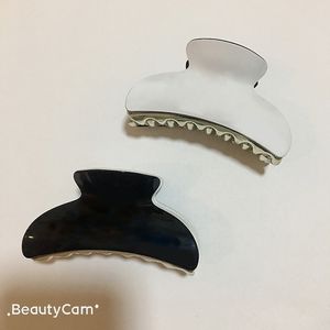 9x4cm simples preto e branco acrílico clipes de garra rhinestone letra pavimentadoras para senhoras coleção moda artigos clássicos headdress vip presente