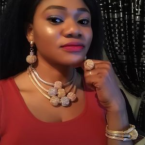 venda por atacado Requintado Dubai Ouro Colorido Jóias Conjunto Nigeriano Casamento Mulher Acessórios Jóias Jóias Africano Beads Traje Jóias Conjunto