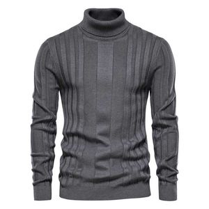 Aiopesonスリムフィットプルオーバータートルネックメンズカジュアルな基本的なソリッドカラー暖かい縞模様のセーターメンズ冬のファッションセーター男性211008