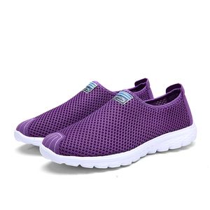 Mesh traspirante Outdoor uomo scarpe da corsa casual moda uomo donna sneakers sportive scarpe da ginnastica primavera ed estate stile 2021