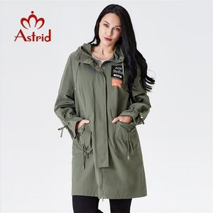 Trench Coat Spring Kvinna Trench Kläder Klassisk Kvinnor Hooded Solid Färg Mode Femme Ukraina Ladies Astrid AS-7015 210812