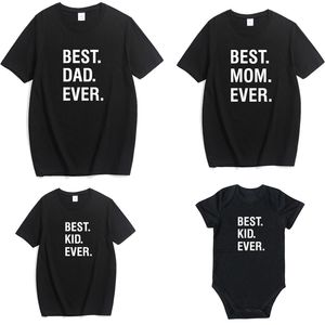 Abiti coordinati alla moda Mamma Papà Bambini Figlio Vestiti per bambini T-shirt per bambini Lettera Stampa Top Family Look 210417