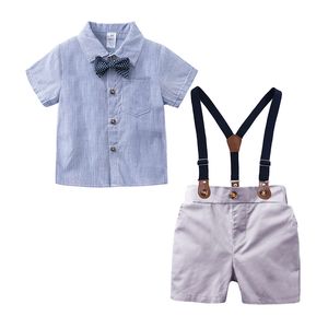 Kläder för pojkar baby båge uppsättning födelsedag formell kostym sommar född kläder blå skjorta topp + suspender byxor outfits 210429