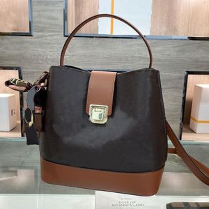 ladies Shoulder Messenger Bag Quality Brown Crosssbody Handbag Classic Old Flower Tote Handbags Adjustable Long Straps High-Capacity