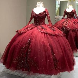 Bordo Sparkly Quinceanera Elbiseler 2022 Uzun Kollu Dantel-Up Korse Çiçekler Sequins Prenses Tatlı 15 Balo Balo Vestidos De Fiesta