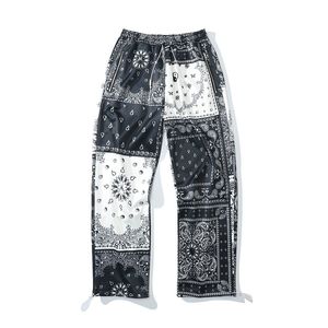 Hip hop Men sweatpants Retro StreetStyle Wide leg pants Bandana Paisley Pattern Harajuku Fashion Straight pants joggers men 210406