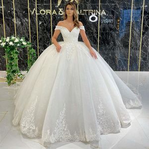 Sparkly Lace Appliqued Ball Gown Bröllopsklänningar Beaded Off The Shoulder Neck Sequined Bridal Gowns Sweep Train Tulle Robe de Mariée