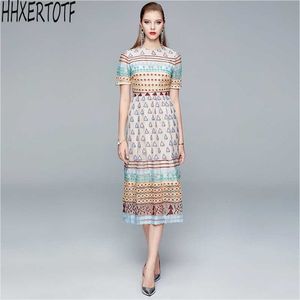 高品質の夏のファッションエレガントな女性Oネック半袖メッシュ刺繍カジュアルドレス210531