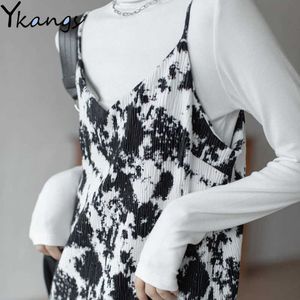 Veludo Floral Vestido Impresso Mulheres Primavera V-Pescoço Meados Vitral Spaghetti Strap Vestidos Estilo Coreano Tie Tintura Sem Mangas Vestidos Longos 210619