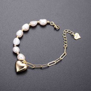 Dorado Högkvalitativ mode Barock Freshwater Pearl Armband 2021 Asymmetri Metal Romantisk Tjej Lady Smycken Tillbehör