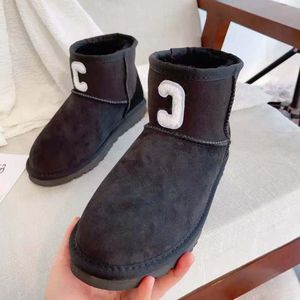 Moda a mais recente neve designer botas senhoras botas de inverno clássico sobre o joelho e meio comprimento tornozelo calor pelúcia boa respirabilidade