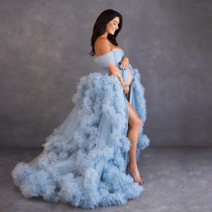 Hellhimmelblaue Ballkleider für schwangere Frauen, abgestuftes Rüschen-Abendkleid, vorne geschlitzt, Umstandskleider für Fotoshootings