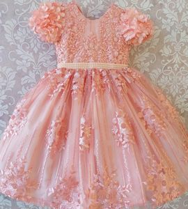 Flower Girl Dresses Ruffles Combinati a mano colorato fatto a mano floreale Baby Pageant Gowns Personalizza la prima Comunione Party Wedding Wear