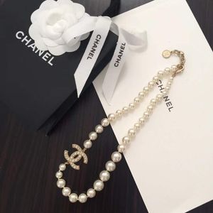CHANEL pearl necklace With BOX