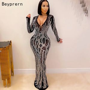 Beyprern Gorgeous Crystal Gown för Kvinnor Vacker Deep V Neck Mesh Patchwork Sequin Maxi Dress Special Occasion Outfits 2021 x0521
