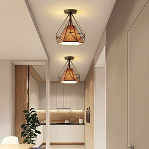 Modern Minimalistisk Creative Diamond Iron Ceiling Light Porch Aisle Vardagsrum Balkonglampa