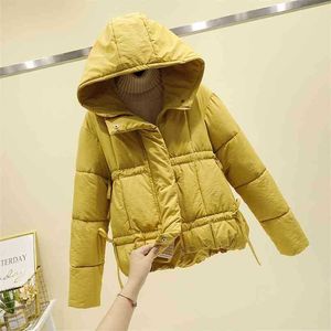 Inverno Breve Parka Moda Donna Spessa Giacca imbottita in cotone caldo Donna Cappotto con cerniera con cappuccio Outwear Mujer 210525