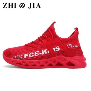 Wysokiej Jakości Działa Drużyna Sneakers Oddychająca Lekki Miękki Niepoślizgowy Wypoczynek Wygodne buty do chodzenia Chłopcy Dziewczęta 211022