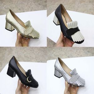 Designer Blondie Sandaler Kvinnor Höga klackar Marmont Pump Vintage Slides Broderade äkta läder Loafer Skor Guld Bin Chunky Heel Bröllopsfest Sko