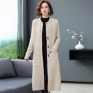 Höst och vinter Mid-Length Knee-längd Strikkad Cardigan Kvinnor Koreansk Spring Loose Ladies Sweater Coat 210427