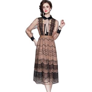 Französische Mode Taille Puppe Kragen Spitze Mesh Polka Dot Kleid Sommer hochwertige Damenbekleidung 210520