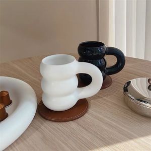 Coupa de água criativa Caneca de cerâmica Copas de café nórdico com grande handrip cerâmica colorida suco grande canecas 210804